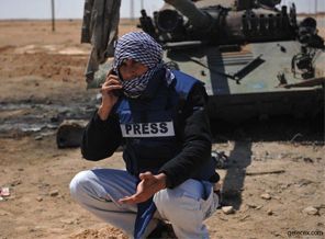 Savaş muhabirleri Halep saldırısını anlatıyor