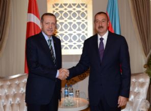 Azerbaycan'la 8 anlaşma imzalandı!