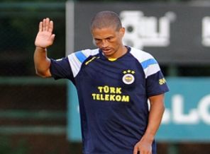 Fenerbahçe, Alex ile yollarını ayırdı
