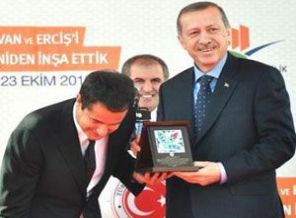 Başbakan, Acun'u gülme krizine soktu