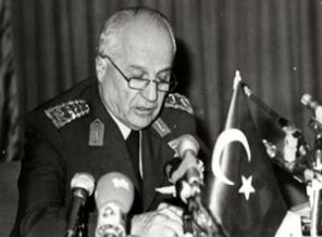 Bu çocuğu tanıdın mı Paşa !!