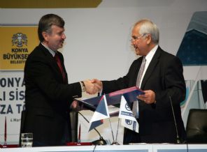 Konya'ya modern tramvay için 105 milyon Euro'luk imza