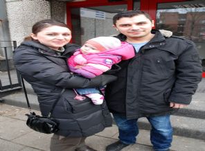 Ece bebek 35 gün sonra ailesine teslim edildi