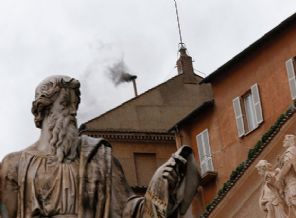 Vatikan'da yine siyah duman çıktı! Peki, Siyah ve beyaz duman ne anlama geliyor?