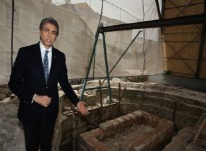 Şah Sultan'ın mezarı bulundu