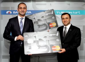 Bank Asya'dan 50 bin işadamına özel kart
