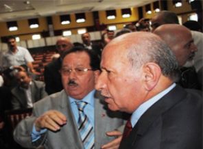 Akil İnsanların toplantısında Zekeriya Beyaz protesto edildi