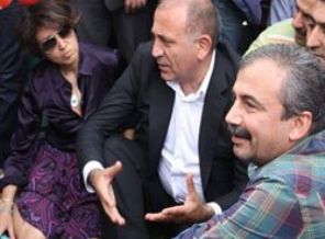 Sırrı Süreyya Önder'den CHP'ye ağır gönderme