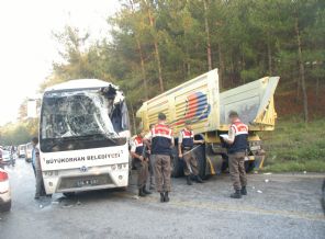 Orhaneli Nde Trafik Kazasi 7 Yarali Timeturk Haber Timeturk Haber Haber Gunun Haberleri Yorum Spor Ekonomi Politika Sanat Sinema