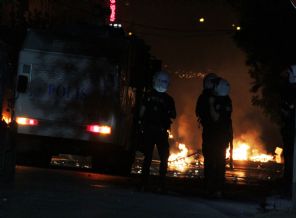 Gazi'deki olaylar gece geç saatlere kadar sürdü