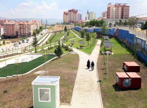 Onkoloji Hastanesi çevresi yeşillendi