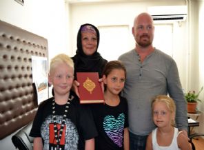 Norveçli ateist aile Müslüman oldu
