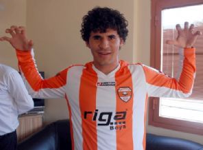Adanaspor, Brezilyalı Tiago Bezerra ile anlaştı