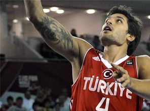 'Cenk Akyol'u Gezi nedeniyle kadro dışı bırakan 'devlet' kim?'