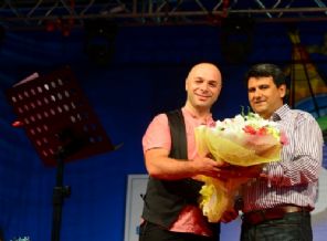 Beylikdüzü'nde sokak iftarları binlerce vatandaşı buluşturdu