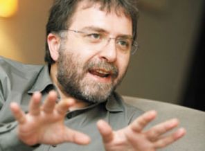 Ahmet Hakan yazdı, Aydın Doğan: O haber tamamen uydurma