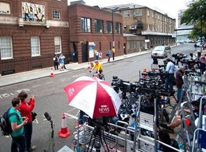 İngiltere Kraliyeti'nin torunu geliyor