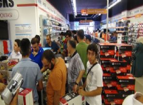 Bimeks, Doğu Anadolu'nun en büyük mağazasını Muş'ta açtı