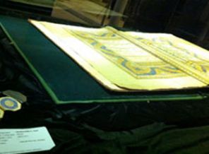 Bin yıllık el yazmaları bu sergide