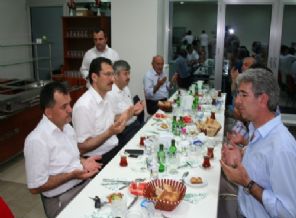 Demokrasi Platformu iftar verdi