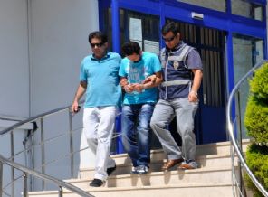 14 yıl önceki çatı intiharı, üvey oğul cinayeti çıktı