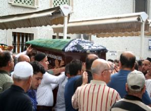 Ünlü bilim adamı Saffet Solak'ın acı günü