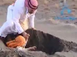 Araplar kız çocuklarını diri diri toprağa gömer miydi?