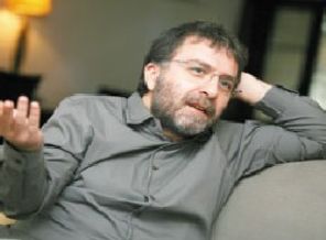 Ahmet Hakan Yılmaz Özdil'in dramını yazdı