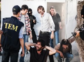 Simit satmasa da onurlu yaşıyor!