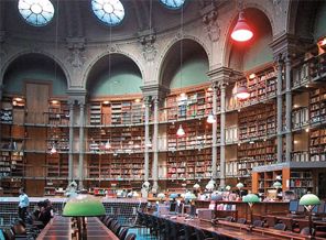 Fransa Millî Kütüphanesi’nin temelini bakın kim atmış?