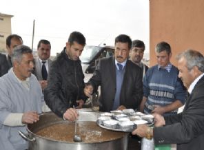 Maraş'ta Alevi ve Sünni vatandaşlar kucaklaştı, Kerbela'yı yad etti