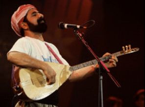 Lo şivano, 'kine em?' - Ey şivan, biz kimiz?