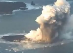 Pasifik Okyanus'unda yeni bir ada oluşuyor