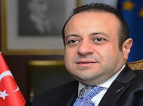 Bağış: İçim cız etti, Allah düşürmesin!