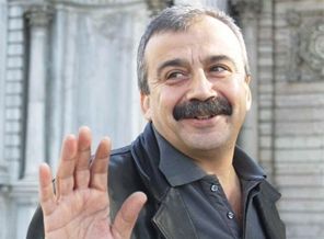 Sırrı Süreyya mal varlığını açıkladı