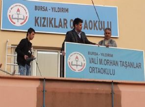 Halkı silahlandırıp okul yapmış