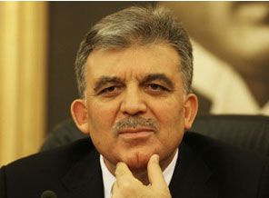 Gül'e facebook çarpıtması