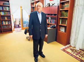 Twitter'da Gülen'in ceketiyle böyle alay ettiler! Twitter'da Gülen'in ceketiyle böyle alay ettiler!