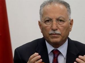 İhsanoğlu, Turgut Özal'ı örnek gösterdi