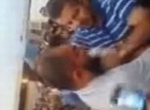 Sokak ortasında zorla sakalını kestiler