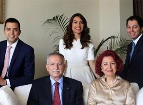 İhsanoğlu'ndan aile fotoğrafı