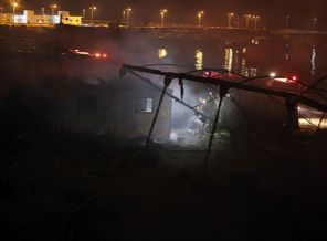 Gazze'ye denizden de saldırıyor