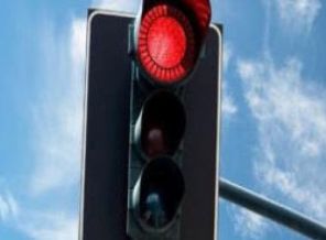 Kırmızıyı 3 ihlal ehliyeti kaybettirecek