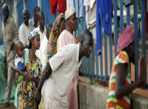 Orta Afrika’da 900 Müslüman Kiliselerde mahsur