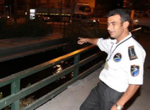 Sulama kanalına düşen kız kurtarıldı