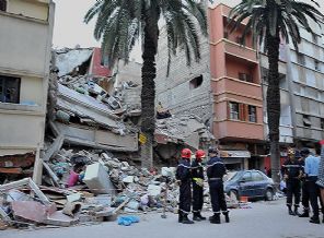 Fas'ta 3 bina çöktü