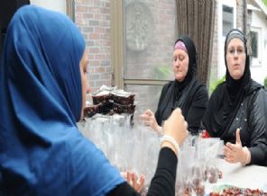 Müslüman oldu bin kişinin İslam'ı bulmasına vesile oldu