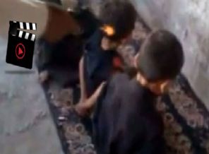 Çocuklardan dehşete düşüren infaz oyunu