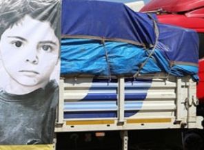 Telafer'e 3 tır yardım gönderildi