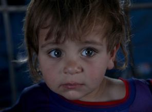 Çatışmaların ortasında kalan masum yüzler